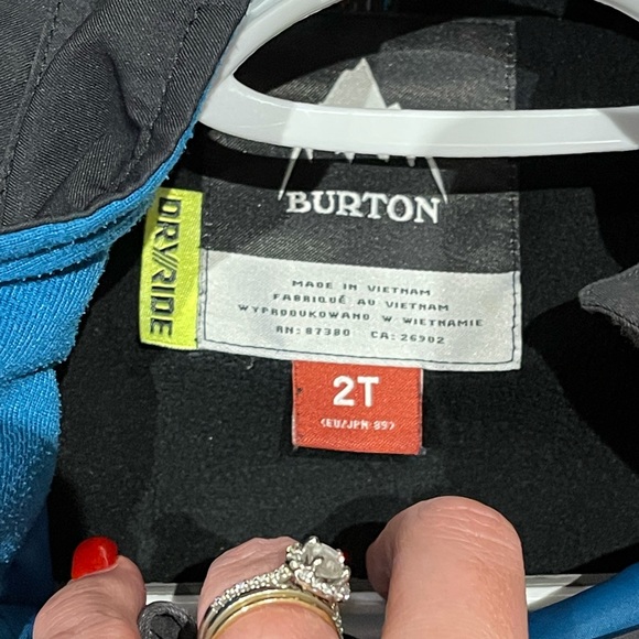 Toddler burton jacket - Picture 2 of 2